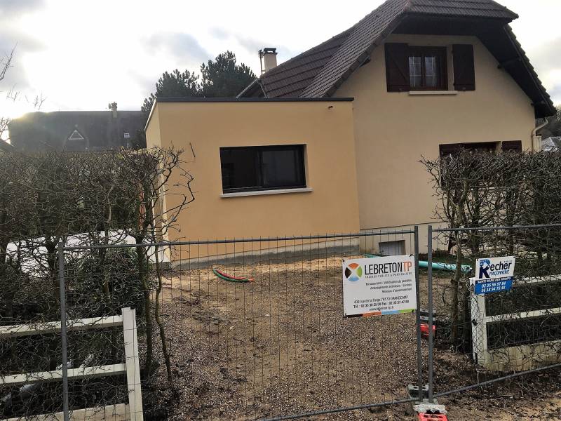 Agrandissement d'une maison contemporaine par notre bureau de maître d'œuvre proche du Havre