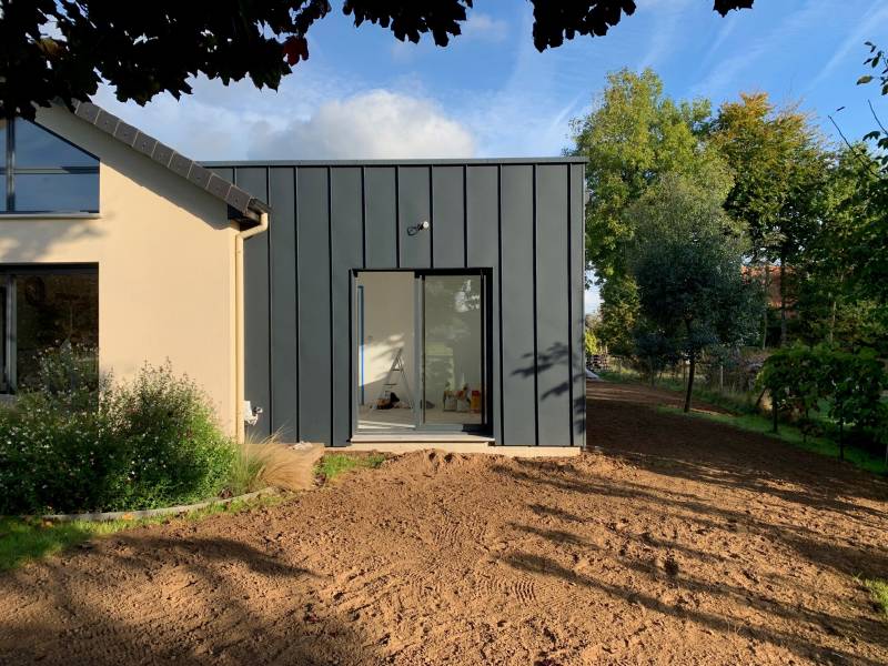 extension d'une maison individuelle pour la création d'une salle de sport et d'une salle d'eau à Yvetot 76